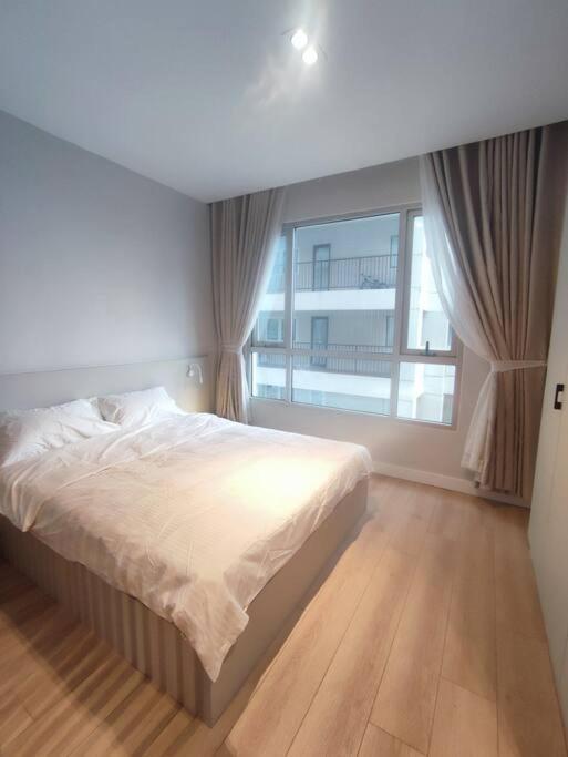 The Rixx Business @d1/netflix/sauna/gym Căn hộ TP. Hồ Chí Minh